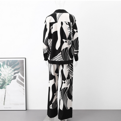 Abstrakt gemustertes Knopf-Hosen-Set für Damen