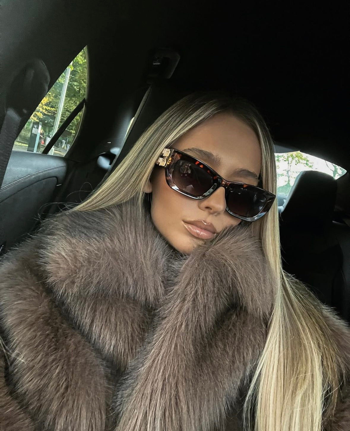 Wilma | Kurzer Oversize-Kunstfellmantel