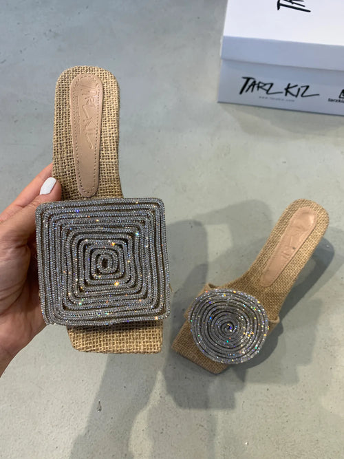 Wanwisa - Quadratische Sandalen Mit Rundem Absatz