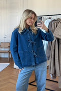 Jeansblau
