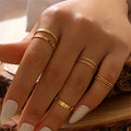 Goldenes zehnteiliges Set