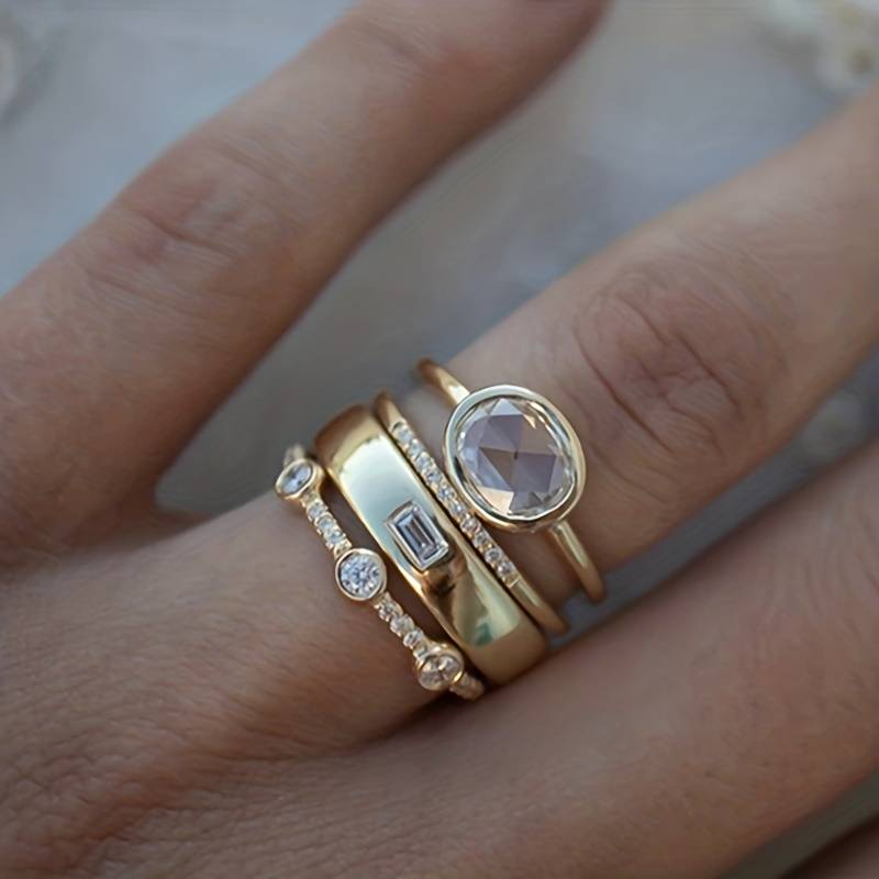 Vintage-Ring-Set in Gold und Zirkonia